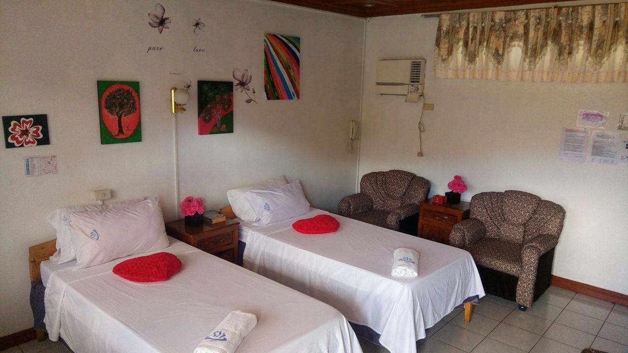 Makiling Onsen Hotel Los Banos  Exterior photo